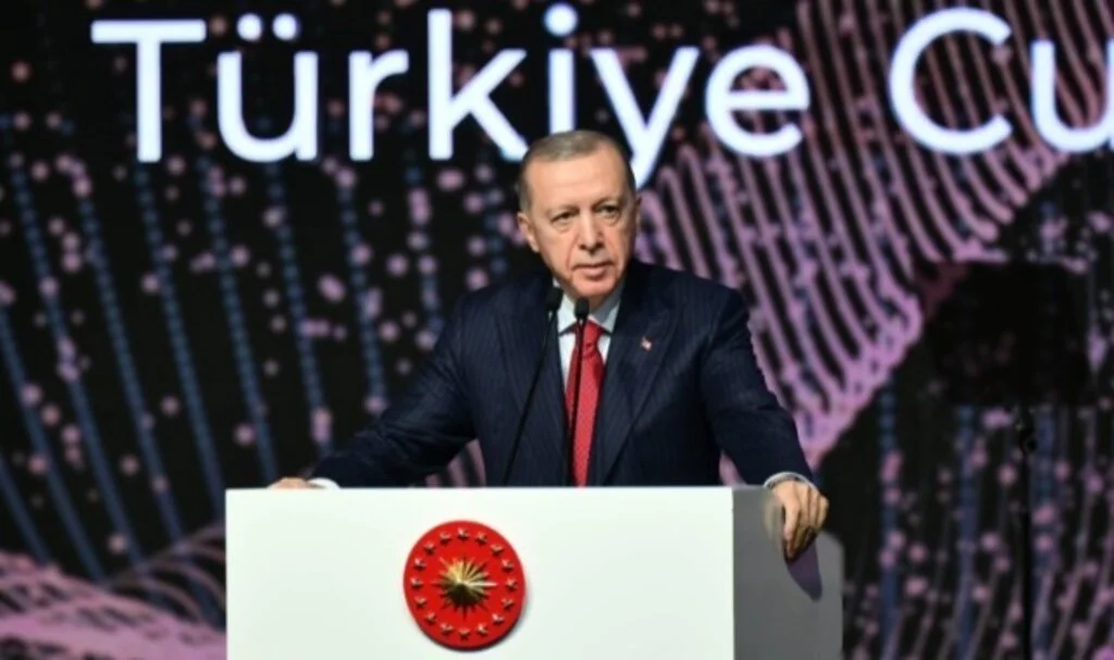 Cumhurbaşkanı Erdoğan: Ekonomi yönetimini emanet ettiğimiz arkadaşlarımıza güvenimiz tamdır