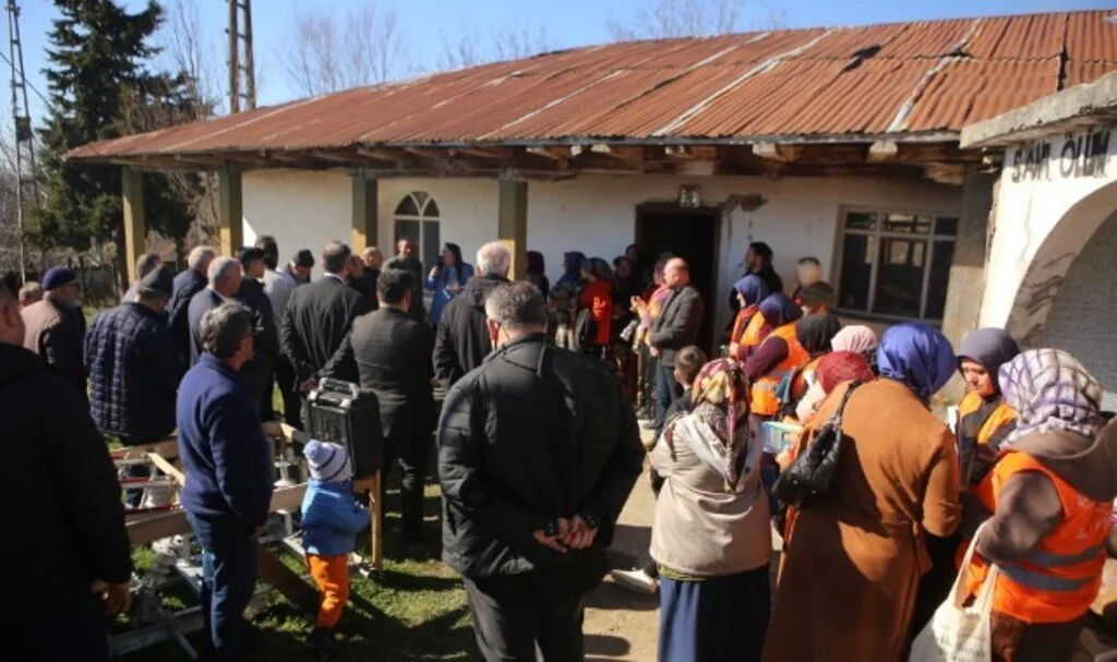 Özlem Maraş'tan Kasnakçımermer Köyü'ne çıkarma