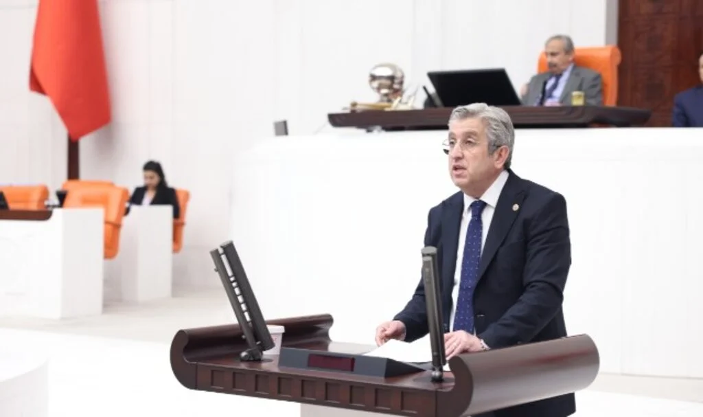 SAMSUN MİLLETVEKİLİ MURAT ÇAN: "KADININ TOPLUMSAL STATÜSÜ, UYGARLIĞIN GÖSTERGESİDİR"