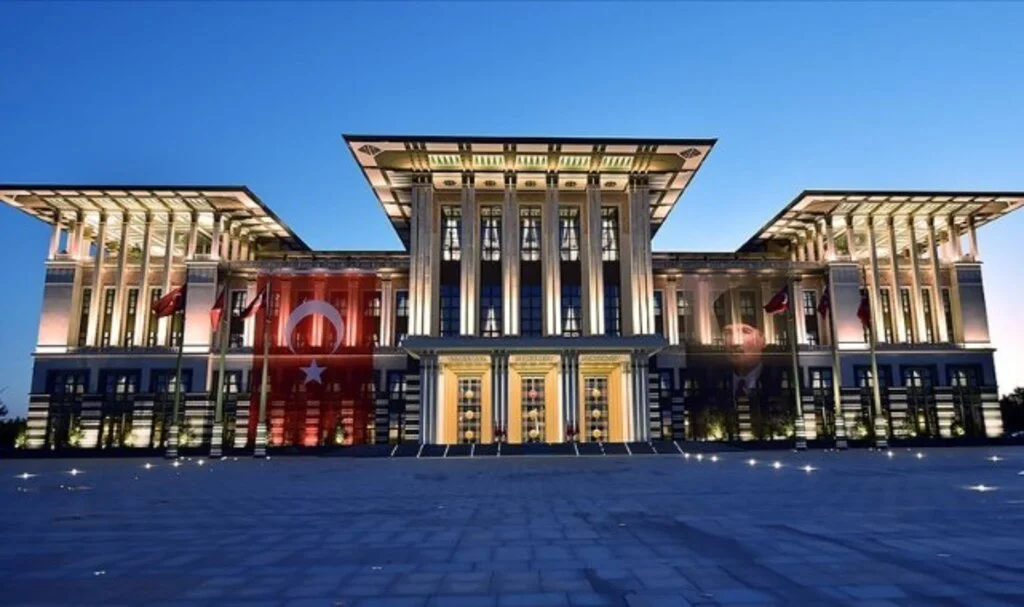 Son Dakika! Cumhurbaşkanı Erdoğan, Adalet Bakanı Yılmaz Tunç ve MİT Başkanı İbrahim Kalın'ı Beştepe'ye Çağırdı.