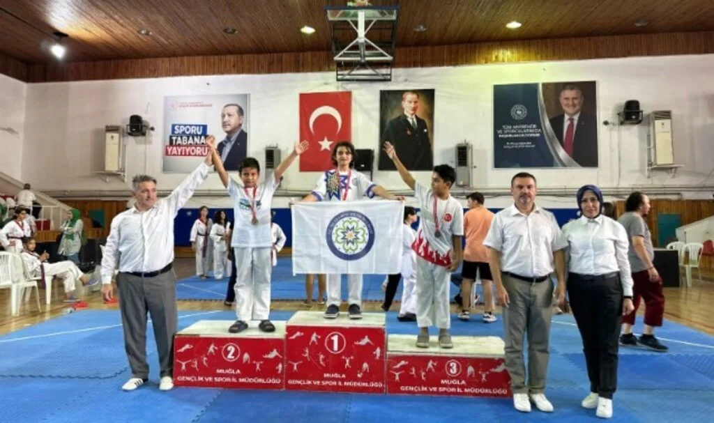 Büyükşehir Taekwondocuları İl Şampiyonu Oldu