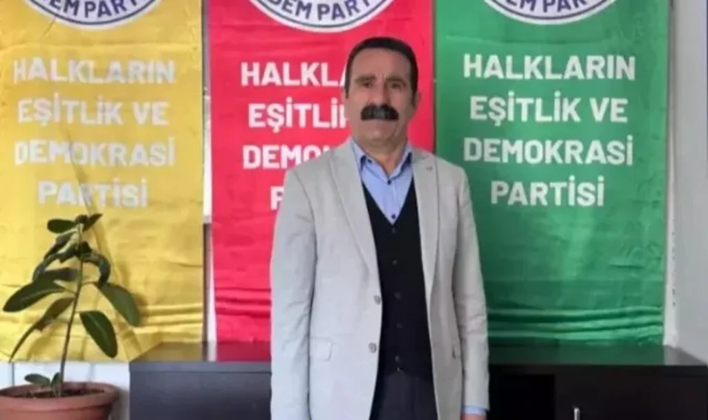 Hakkari Belediye Başkanı Mehmet Akış Gözaltına Alındı