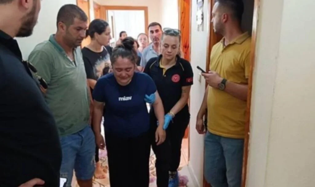 Kargocu Yalanıyla Evine Girdiği Kadını Gasp Etmeye Çalıştı