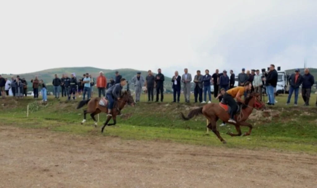 Çambaşı Yaylasında renkli festival
