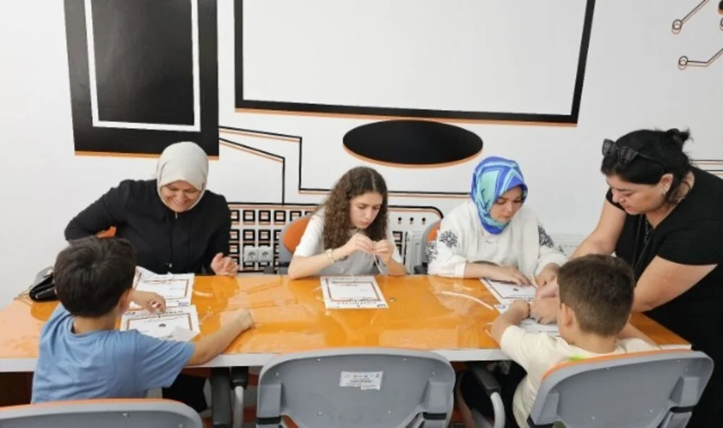 Canik’te Aileler Bilim ve Teknolojiye Buluştu 