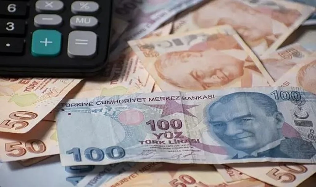 Emekli Maaş'ı Belli Oldu:  '12.500' Lira