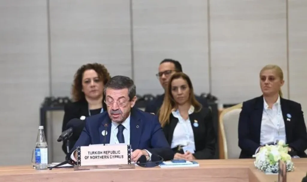 Ertuğruloğlu, TDT Gayriresmi Dışişleri Bakanları Konseyi toplantısında konuştu