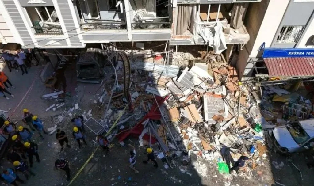 İzmir’in Torbalı ilçesinde patlama meydana geldi