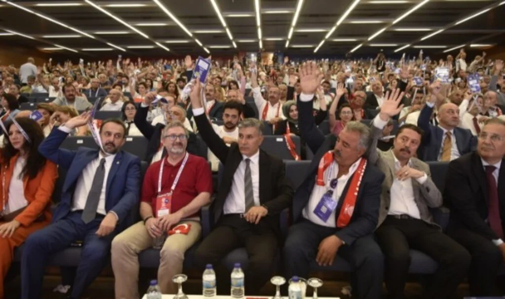 Katılımcı Yönetimin Rekoru Ankara’da Kırıldı; Yılmaz yeniden başkan