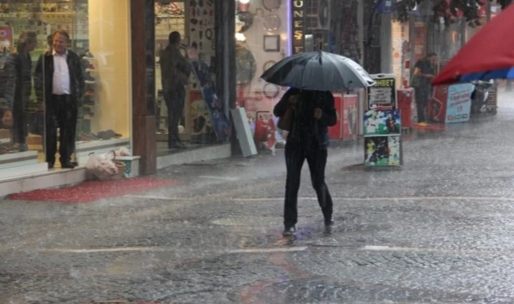 Meteoroloji'den Samsun'da 6 İlçeye Uyarı