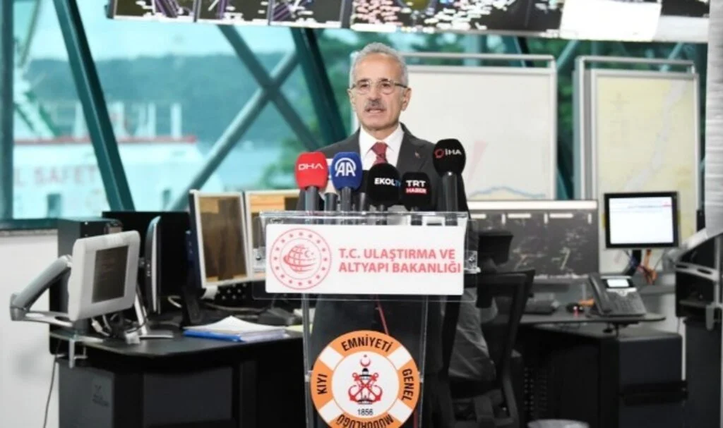 Türk Boğazlarından 2023 Yılında 83 Bin 892 Gemi Geçti