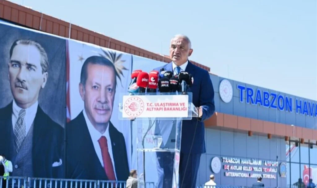 Bakan Ersoy: "Türkiye Ulaşımda Adeta Çağ Atladı"