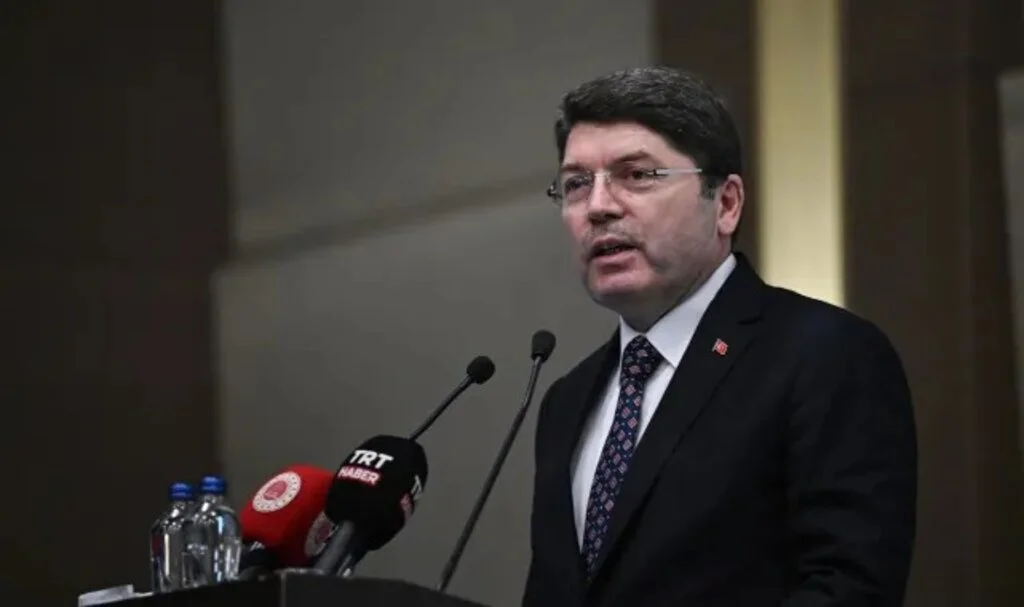 Bakan Tunç: Sosyal medya şirketleri kural ve kanunlara uymak zorunda