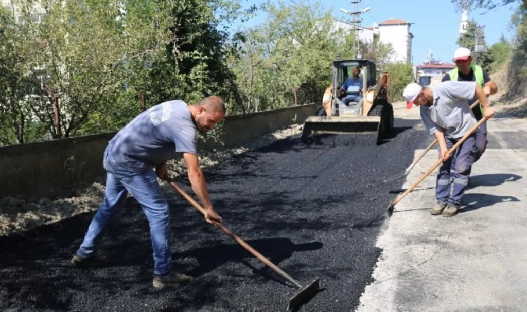 İlkadım’da sorunlar tek tek çözülüyor