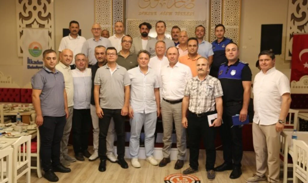 Ruhsat ve zabıta müdürleri İlkadım’da buluştu
