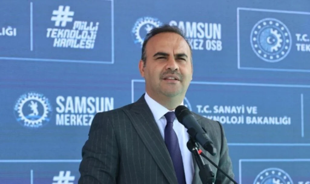 Bakan Kacır, "Sanayimizin Dijital Çağa Adaptasyonunu Güçlü Bir Şekilde Gerçekleştireceğiz"