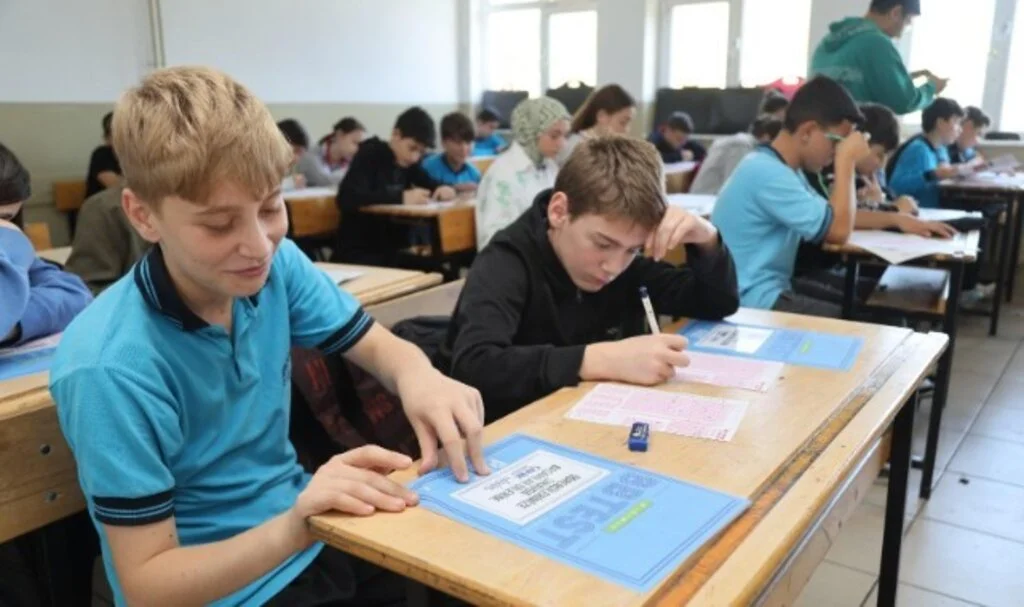 Canik Belediyesi'nden Öğrencilere Ücretsiz Sınav Desteği  