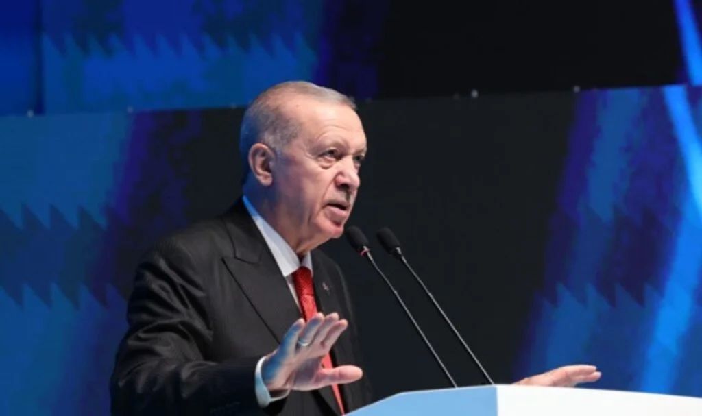 Cumhurbaşkanı Recep Tayyip Erdoğan Yeni Eğitim Yılının İlk Ders Zilini Çaldı