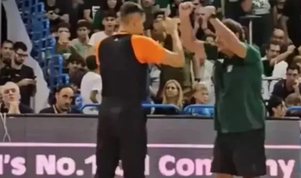 Ergin Ataman’ı Güney Kıbrıs’ta çıldırtan pankart