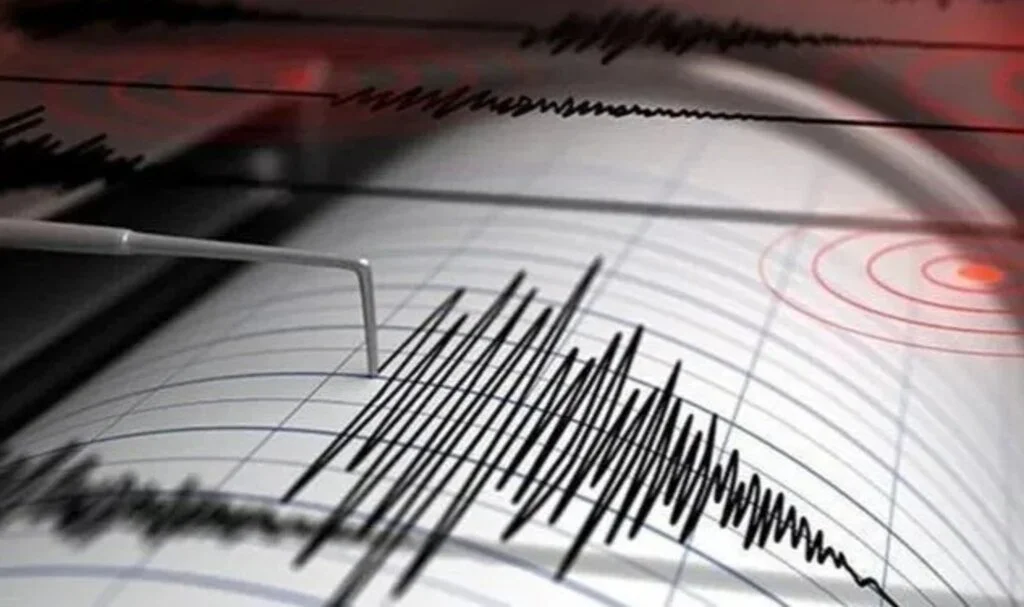 Erzincan’da Endişelendiren Deprem