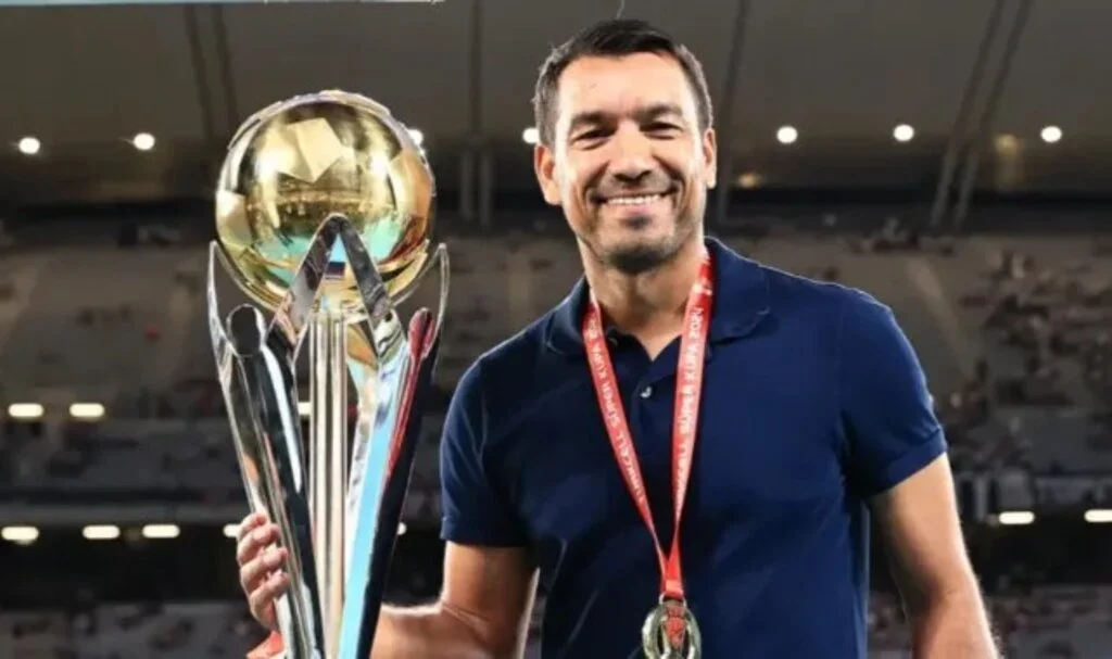 Giovanni van Bronckhorst: İyi bir takıma karşı galip geldiğimiz için memnunum