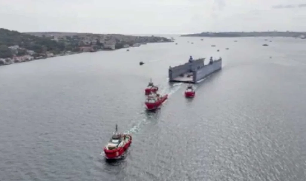 İstanbul Boğazı’nda gemi trafiği normale döndü