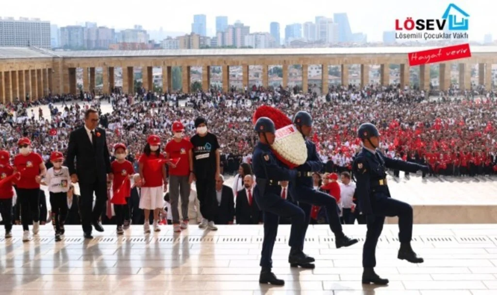 LÖSEV’den Anıtkabir’de büyük buluşma!