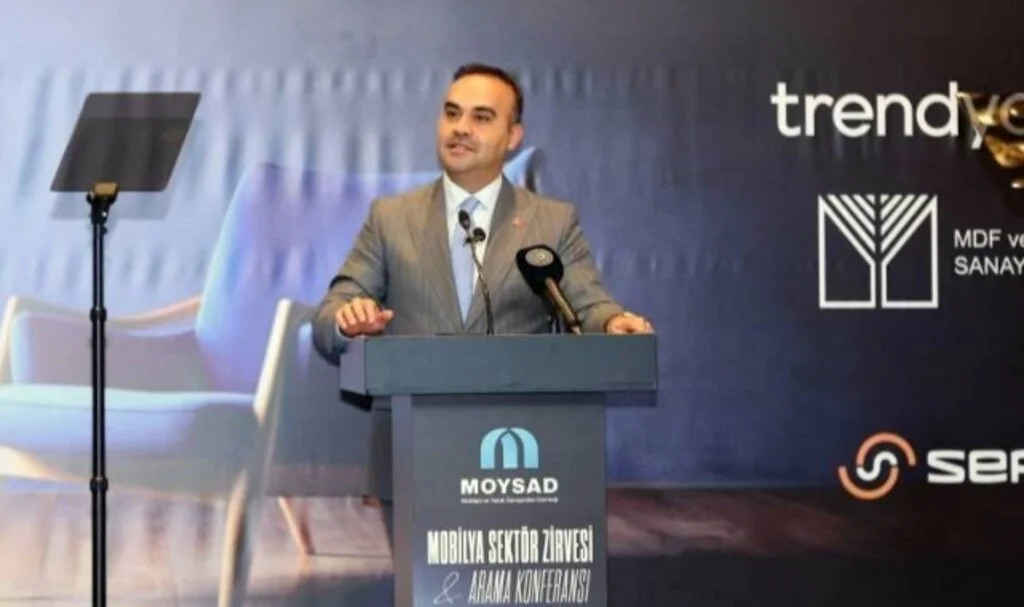 Mobilya Sektör Zirvesi’nde ÇOMÜ öncü rol üstleniyor
