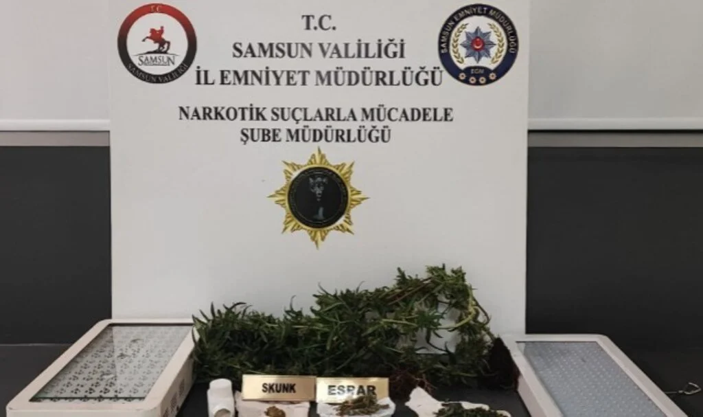 Samsun'da Zehir Dolu Eve Baskın!