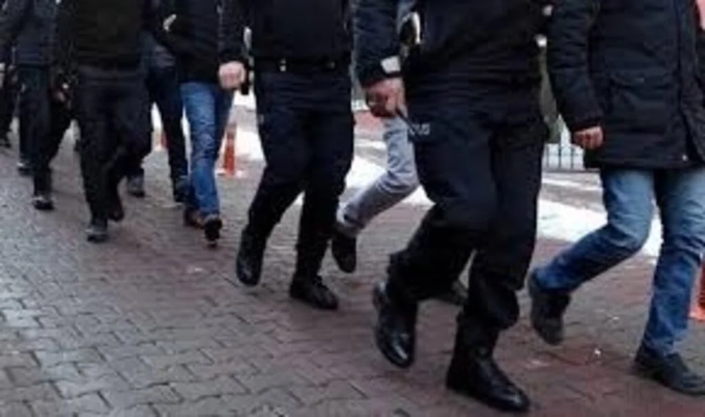 19 ilde düzenlenen NARKOÇELİK-42 operasyonlarında 49 kişi yakalandı