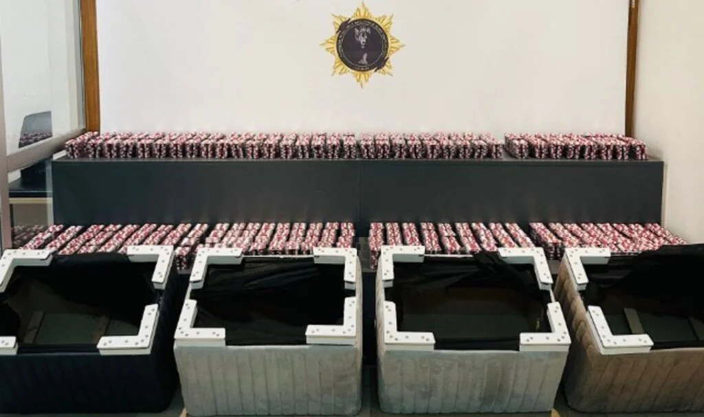Atakum’da Dev Uyuşturucu Operasyonu: 3 ayrı adrese baskın!