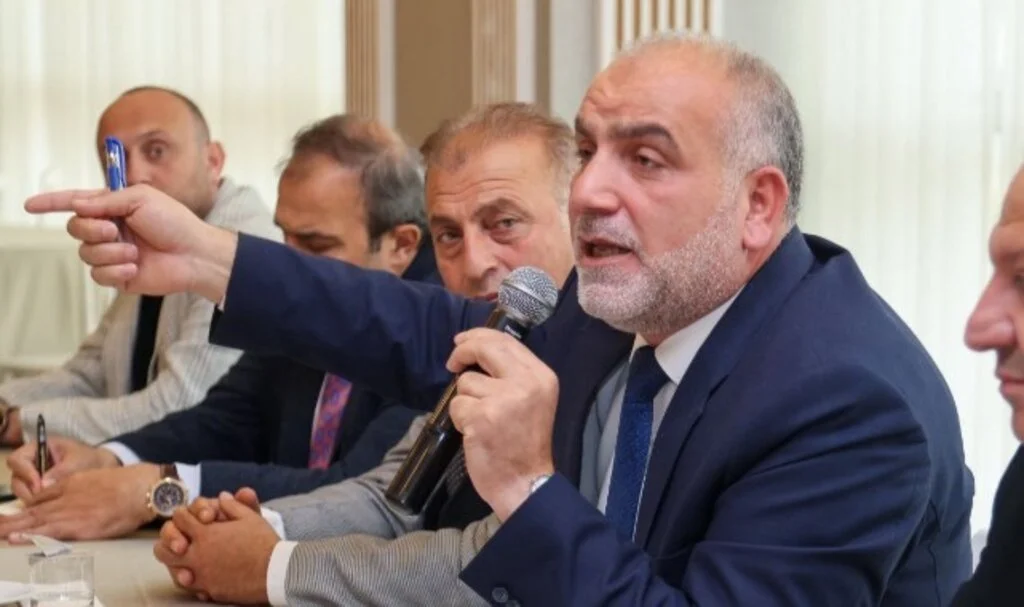 Başkan İbrahim Sandıkçı’dan Muhtarlara Bilgisayar  