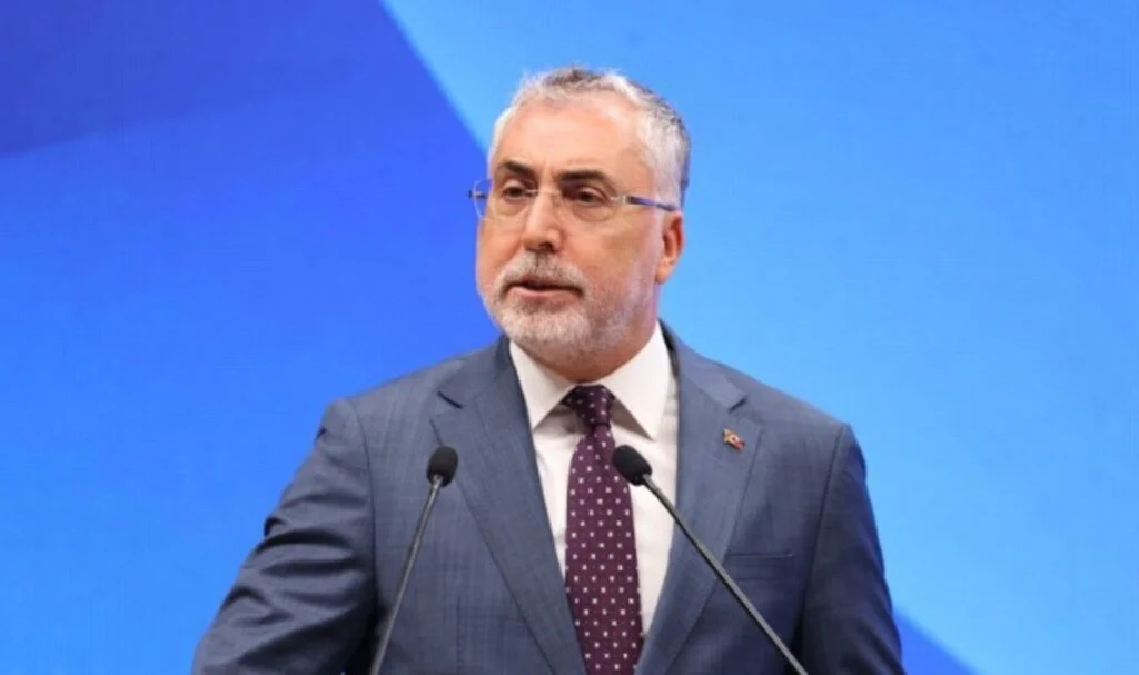 Çalışma ve Sosyal Güvenlik Bakanlığından çalışma izni açıklaması