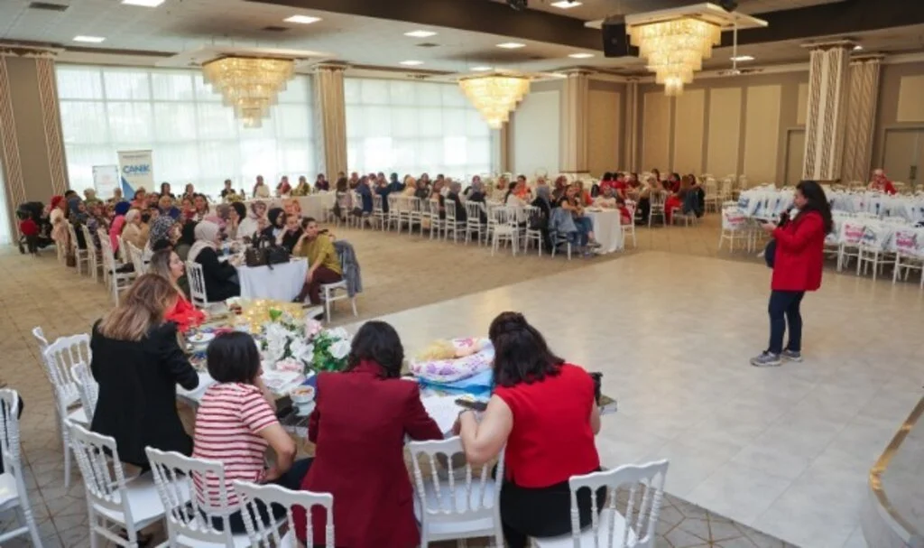 Canik'te Anne Adaylarına Eğitim 