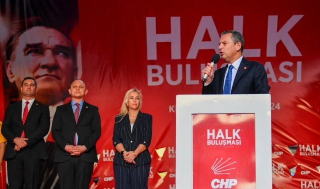 CHP Genel Başkanı Özgür Özel, Kırıkkale’yi ziyaret etti: “Borcumuzu iktidar olduğumuzda ödeyeceğiz”