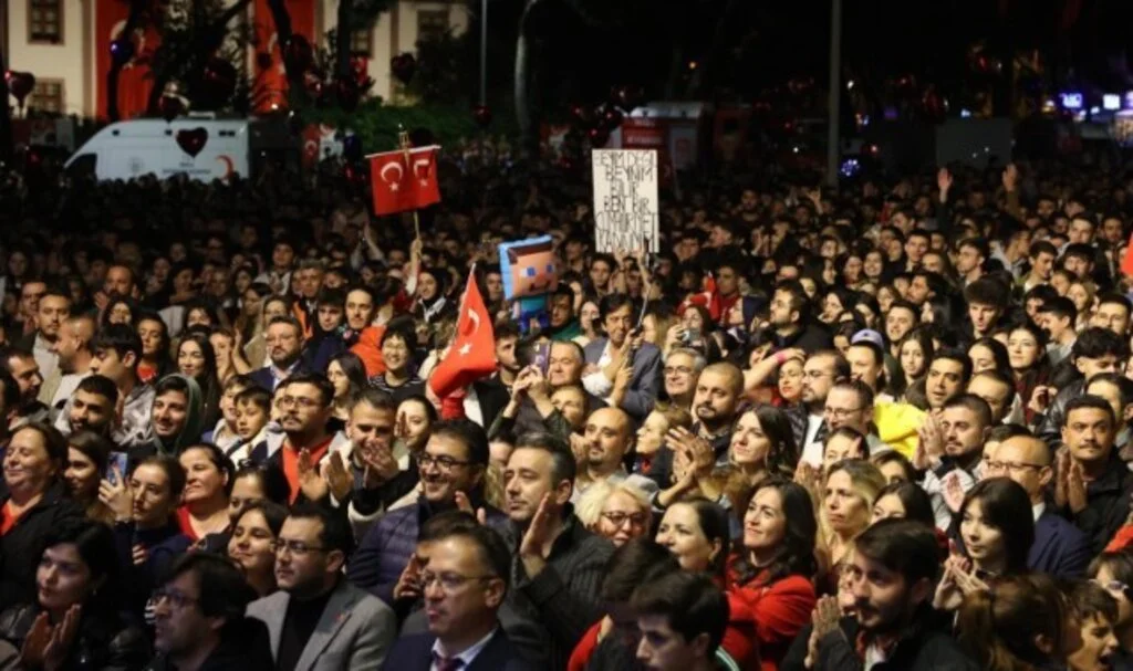 Cumhuriyet Coşkusu Muğla’da Güneş Gibi ‘Parla’dı