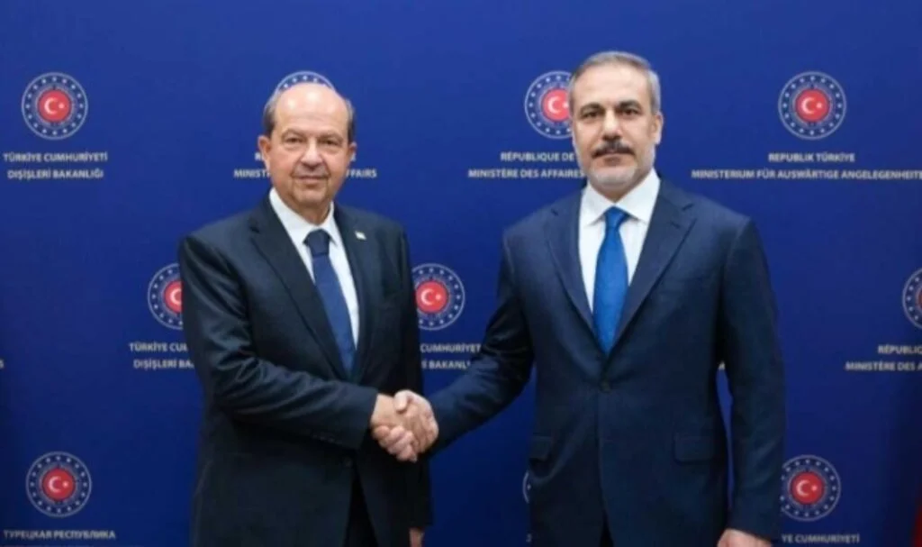 Dışişleri Bakanı Hakan Fidan, KKTC Cumhurbaşkanı Ersin Tatar ile buluştu