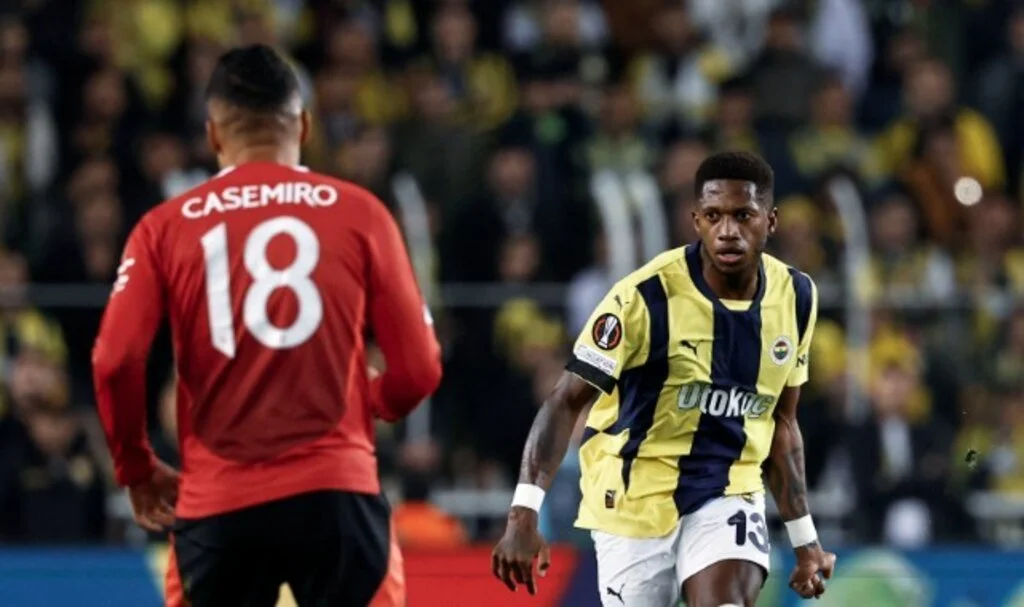 Fenerbahçe, Avrupa Ligi'nde Manchester United'la berabere kaldı: Namağlup yola devam