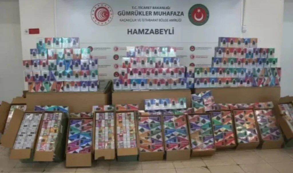 Gümrükte büyük uyuşturucu operasyonu: 284 kilogram metamfetamin ele geçirildi