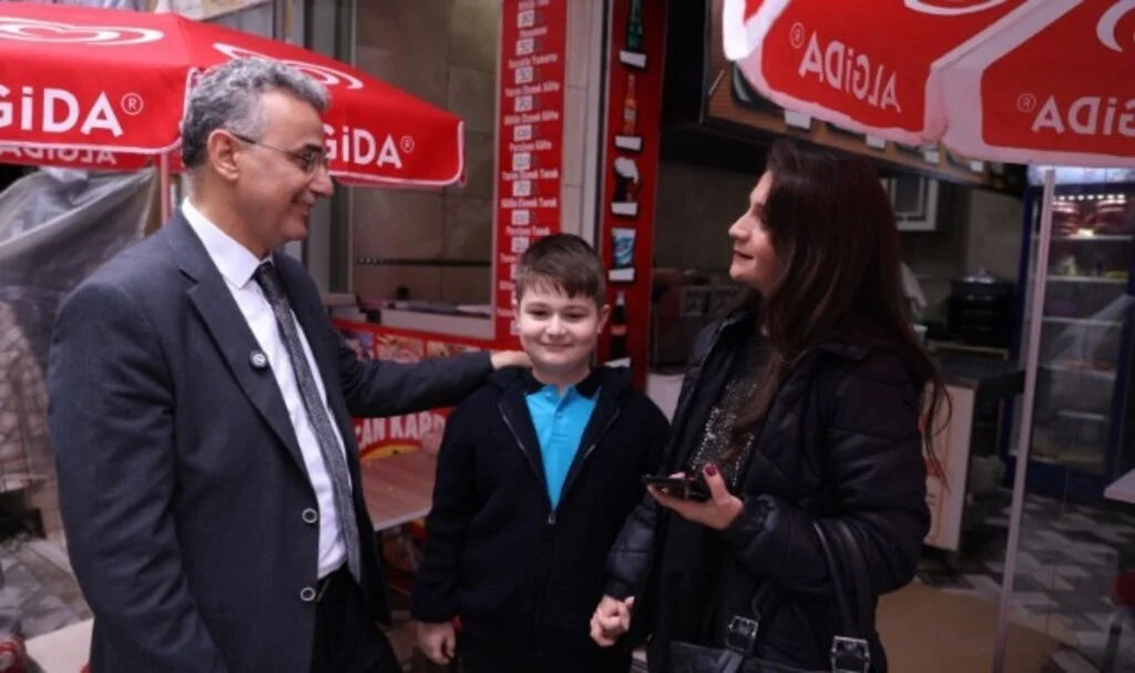 İhsan Kurnaz: 'Esnafımızın Konforuna Özen Gösteriyoruz'