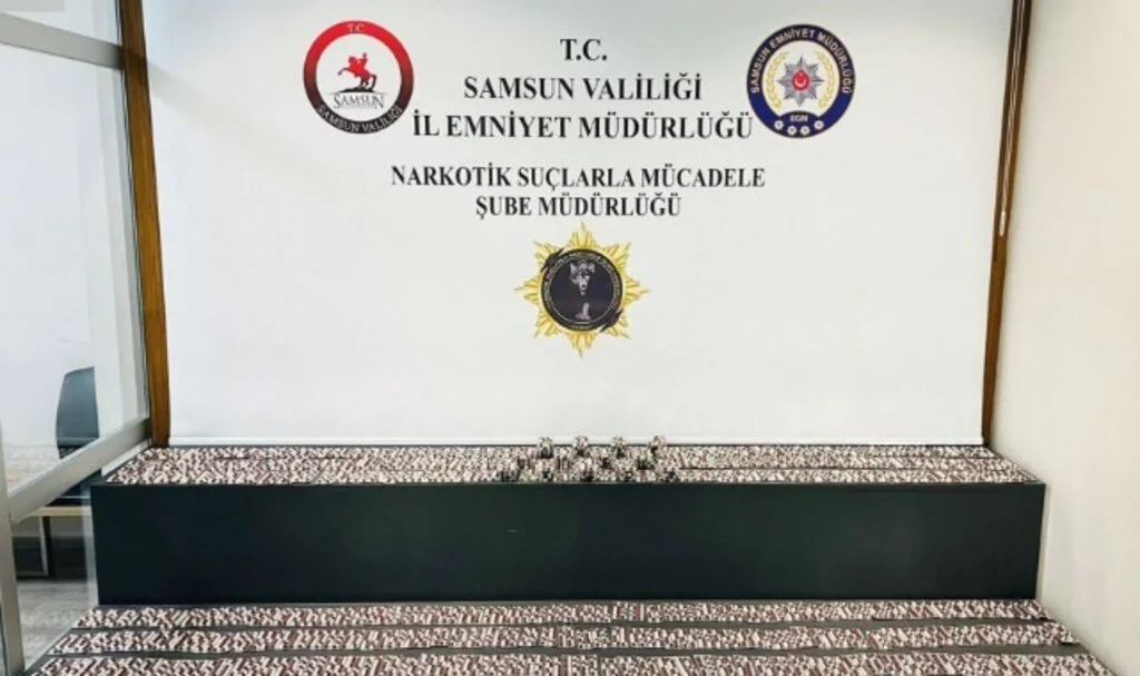 İlkadım’da 5530 Adet Sentetik Ecza ile Yakalanan Şahıslar Gözaltında!