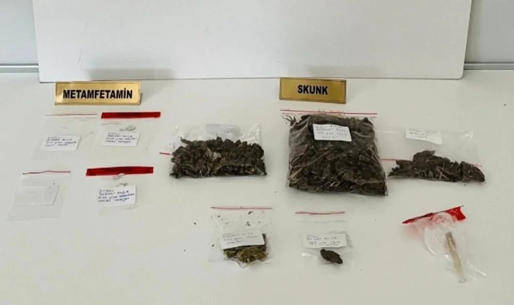 İlkadım’da Uyuşturucu Operasyonu: Skank ve Metamfetamin Ele Geçirildi