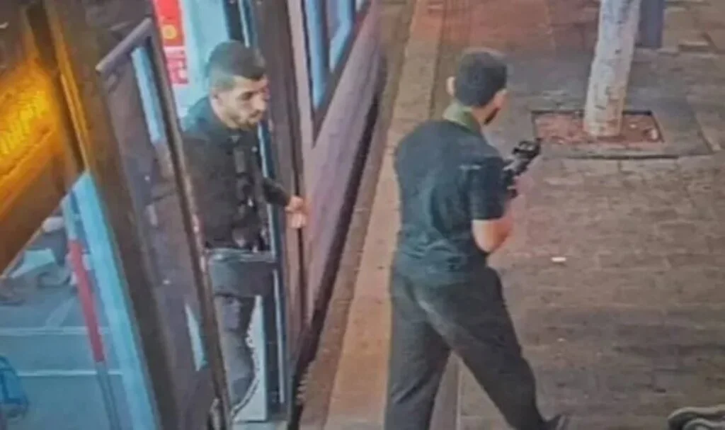 İsrail'de silahlı saldırı: 7 ölü