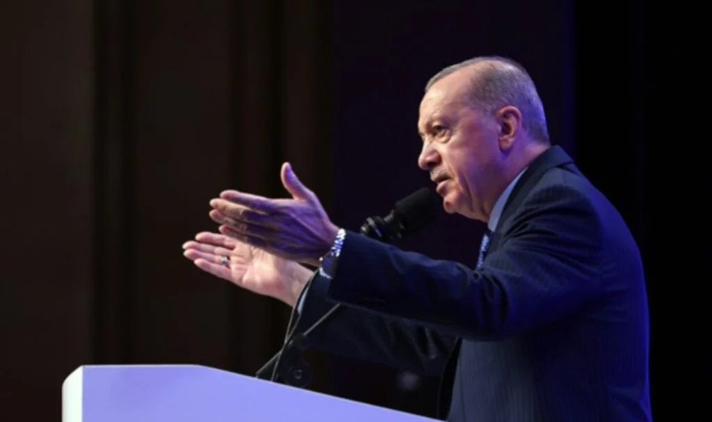 Cumhurbaşkanı Erdoğan: "Türkiye'yi; demokrasiyle, kardeşlikle, adaletle ve özgürlükler temelinde büyüteceğiz"