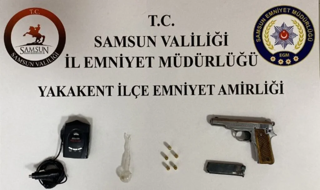 Yakakent’te Narko Alan Operasyonu: Silah ve Radar Tespit Cihazı Ele Geçirildi