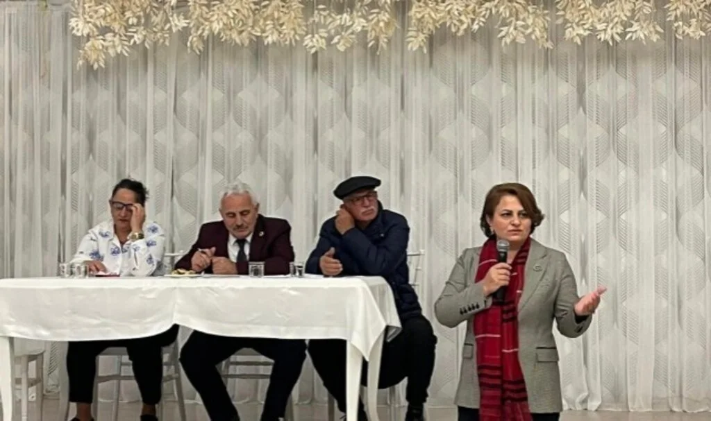Atakum Muhtarlar Derneği Başkanlığına Hava Rendeci seçildi