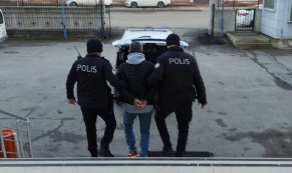 Bafra'da Firari Yakalandı: 17 Yıl Hapis Cezalı Şahıs Tutuklandı