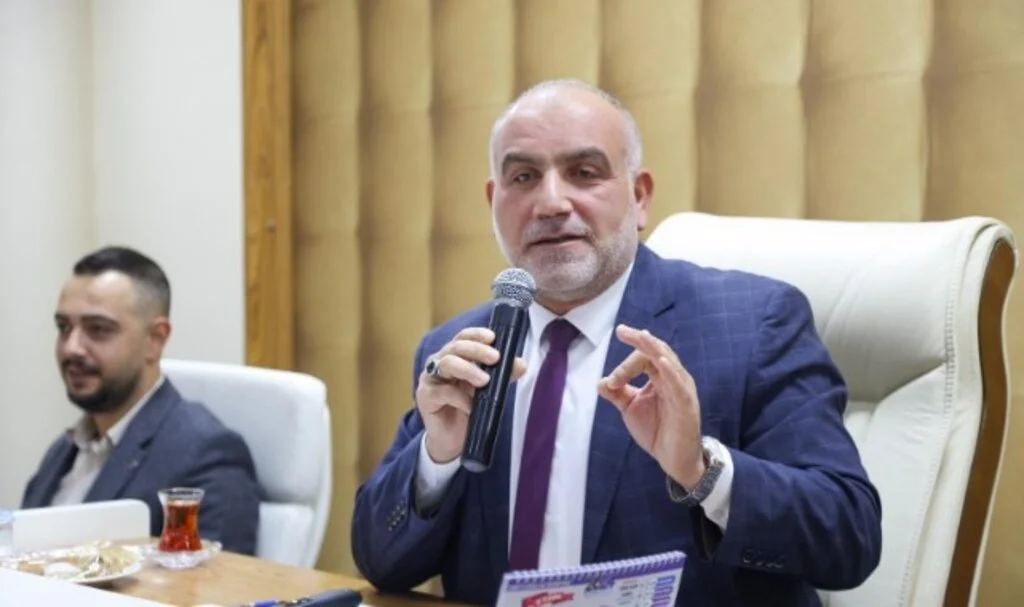 Başkan İbrahim Sandıkçı: "İstikrarlı çalışmalarla ilçemizin değerine değer katmaya devam edeceğiz" 