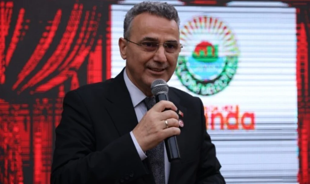 BAŞKAN MAHALLEDE PROGRAMINA İLKADIMLILARDAN İLGİ ARTIYOR  “ÇOCUKLARIMIZIN GÜLÜMSEMESİ ÖDÜLLERİN EN GÜZELİ“