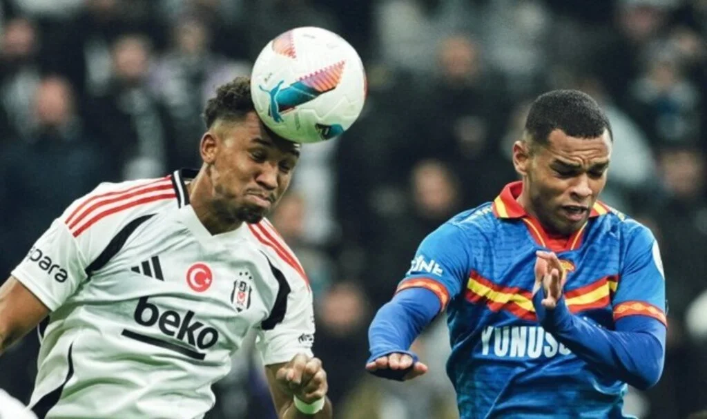 Beşiktaş, 2 farklı öne geçtiği maçta Göztepe karşısında dağıldı